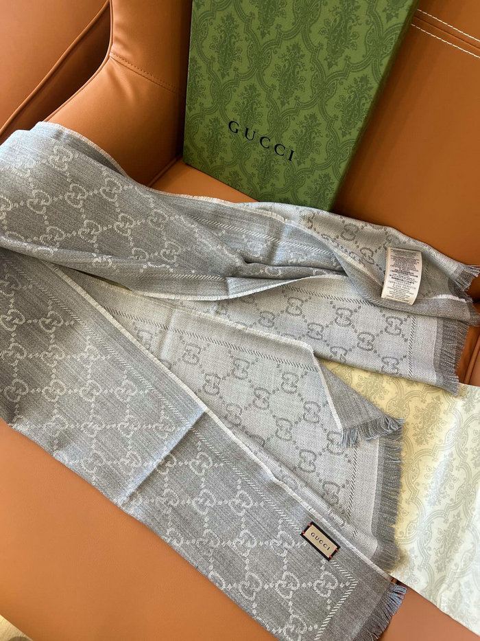 Gucci Wool Scarf GS080801