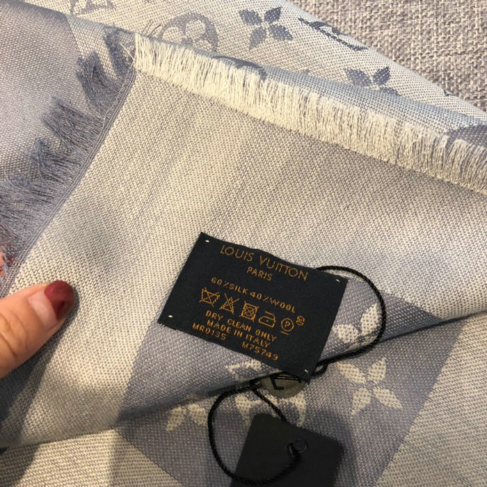 Louis Vuitton Monogram Denim Shawl LS0808010