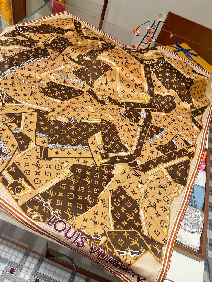 Louis Vuitton Silk Scarf LS0808016