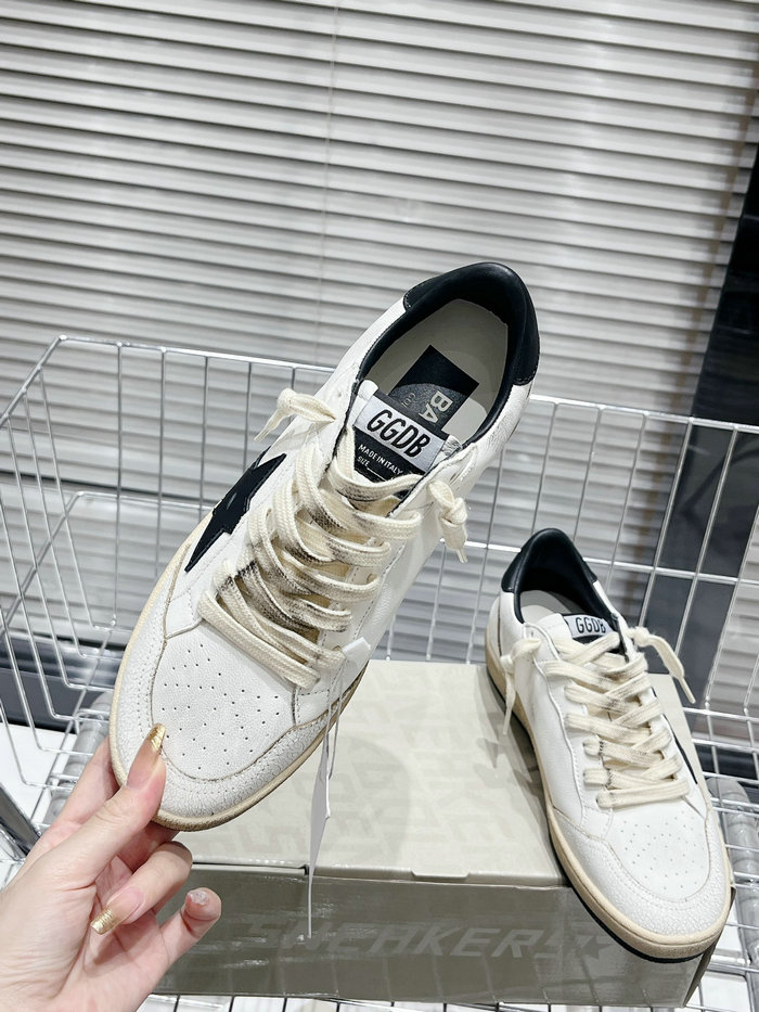 Golden Goose Calfskin Sneaker SNG082611