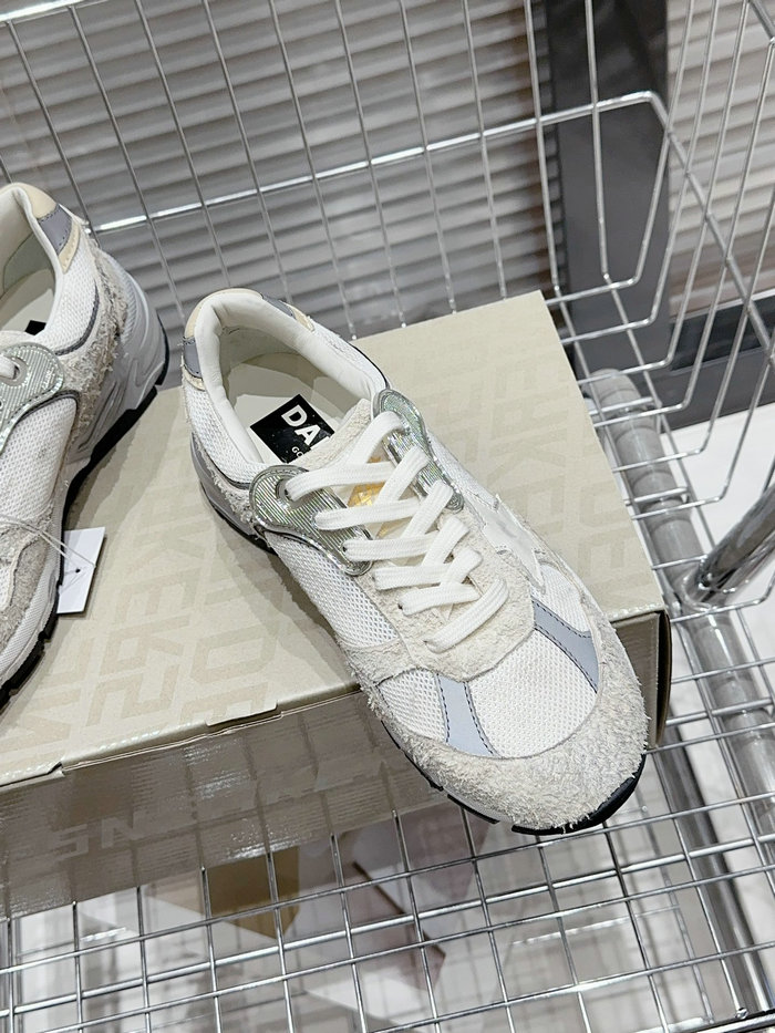 Golden Goose Calfskin Sneaker SNG082615