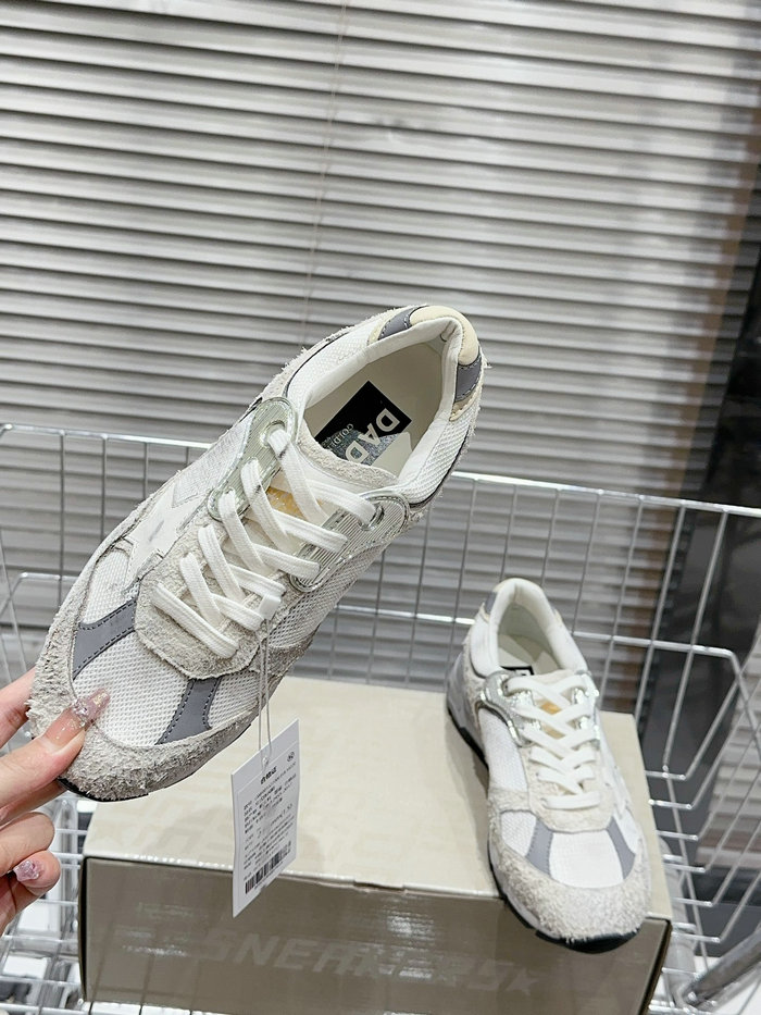 Golden Goose Calfskin Sneaker SNG082615