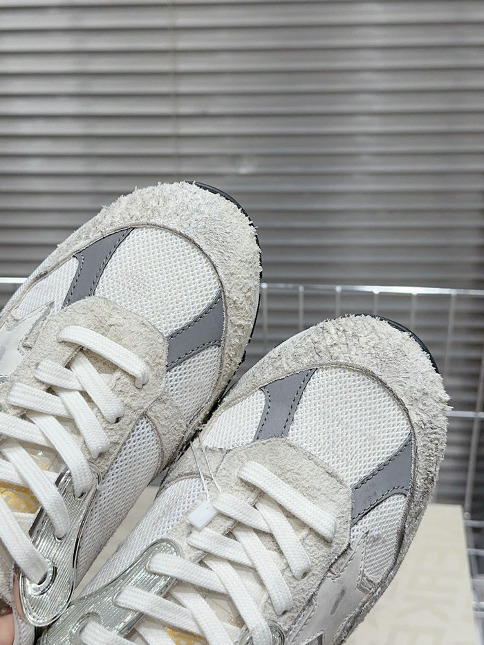 Golden Goose Calfskin Sneaker SNG082615