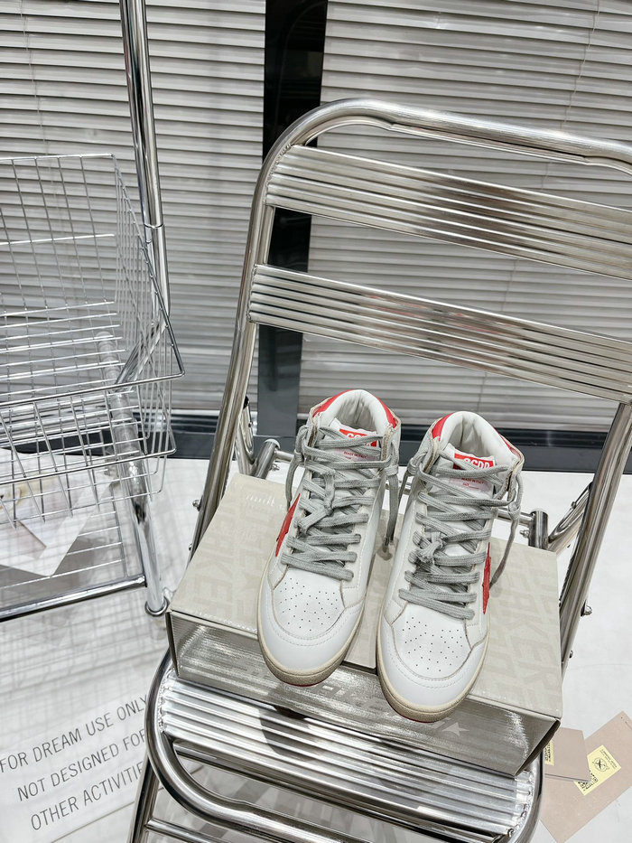 Golden Goose Calfskin Sneaker SNG082617