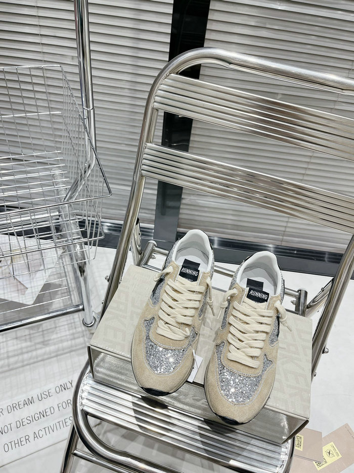 Golden Goose Calfskin Sneaker SNG082619