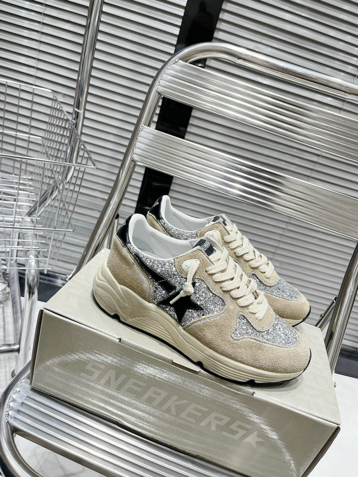 Golden Goose Calfskin Sneaker SNG082619