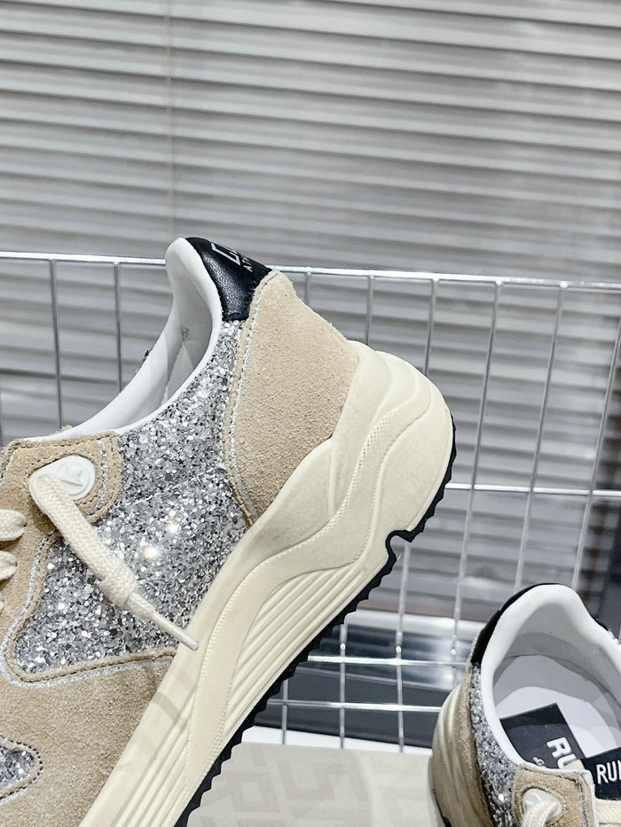 Golden Goose Calfskin Sneaker SNG082619