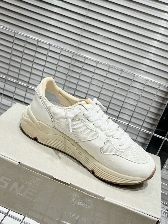 Golden Goose Calfskin Sneaker SNG082620