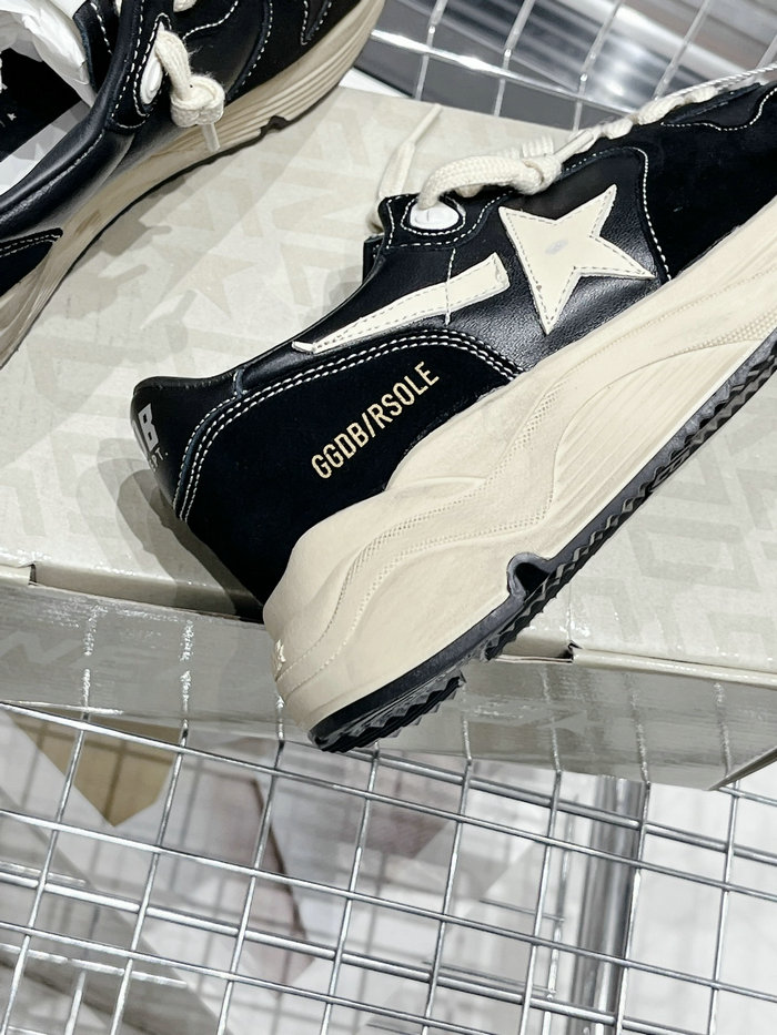 Golden Goose Calfskin Sneaker SNG082621
