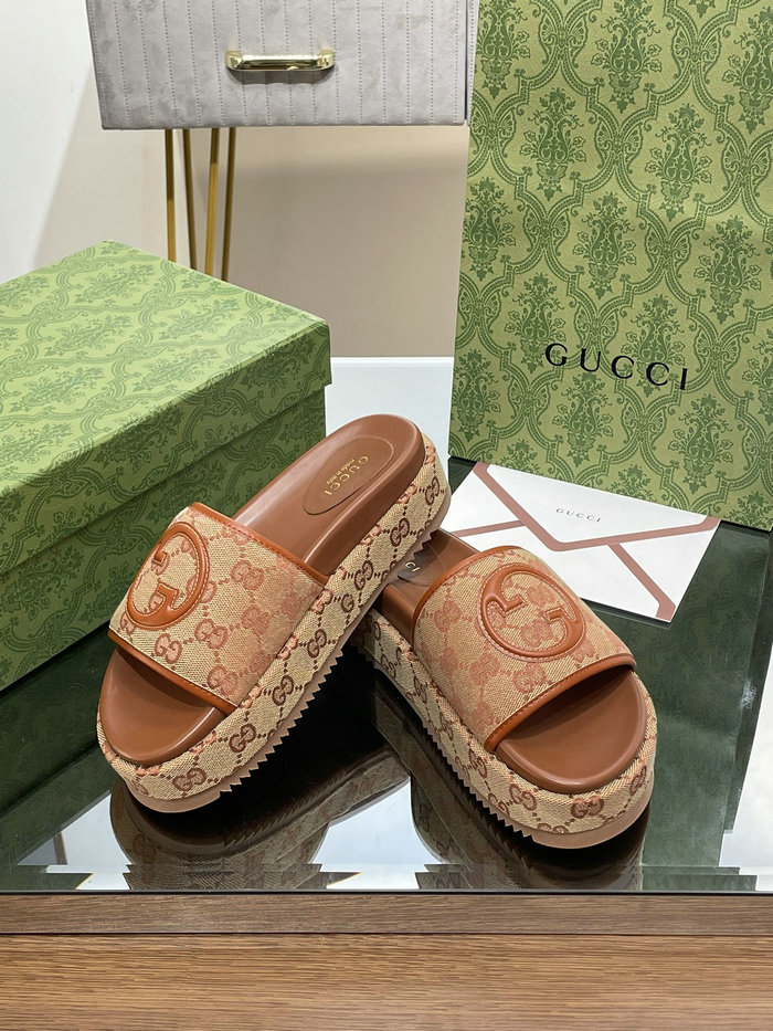 Gucci Slides SNG082303