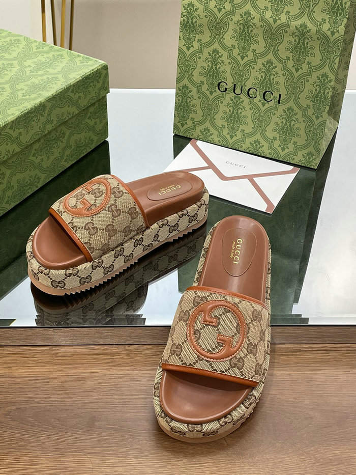 Gucci Slides SNG082304