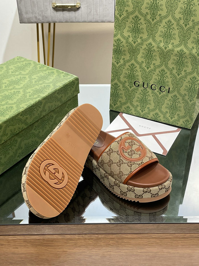 Gucci Slides SNG082304