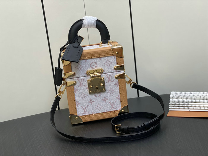 Louis Vuitton Camera Box M10079