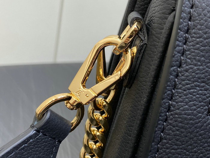 Louis Vuitton Oxford Black M22735