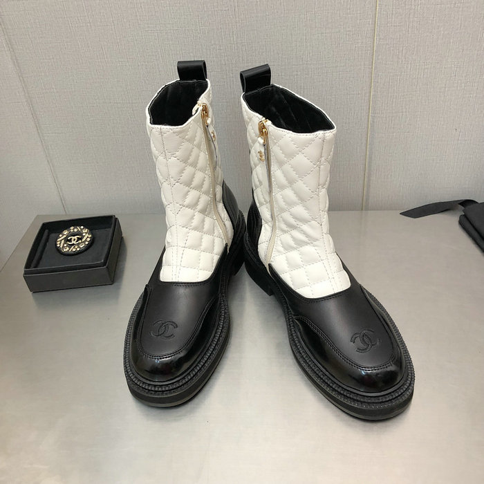 Chanel Leather Boots SNC090830