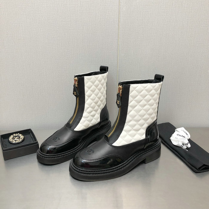 Chanel Leather Boots SNC090834