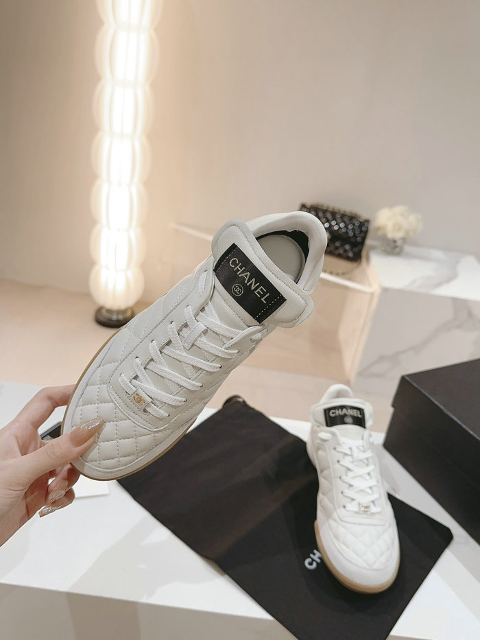 Chanel Sneakers SNC090805