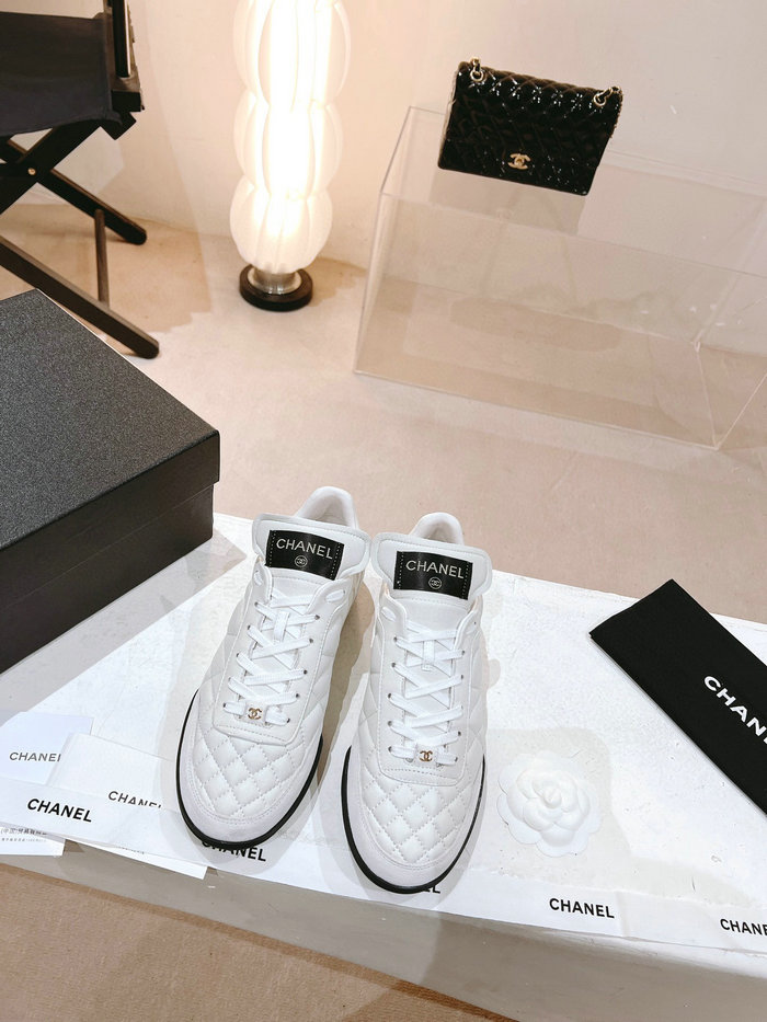 Chanel Sneakers SNC090807