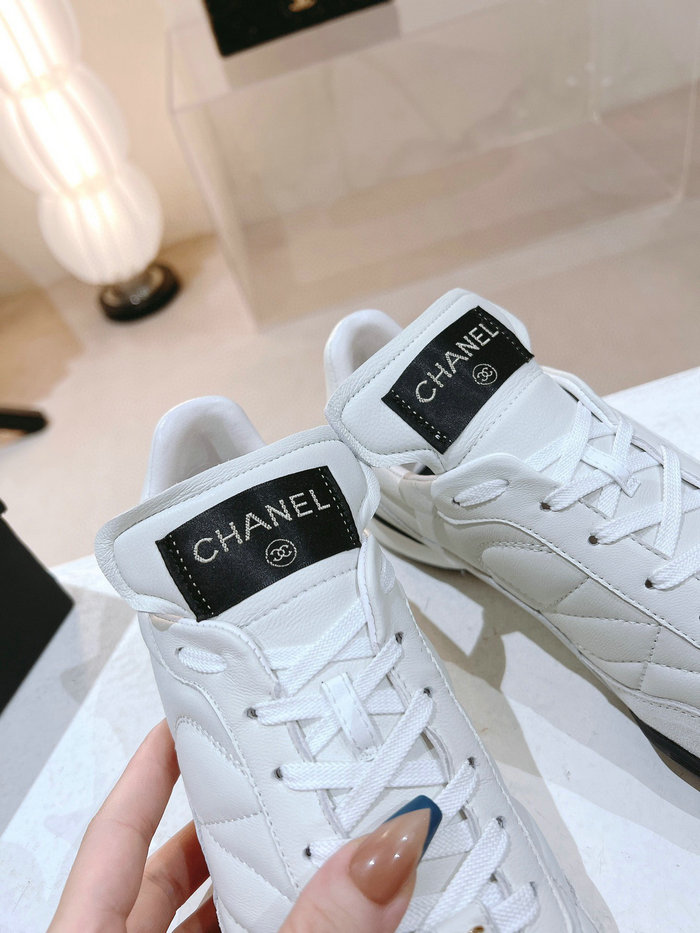 Chanel Sneakers SNC090807