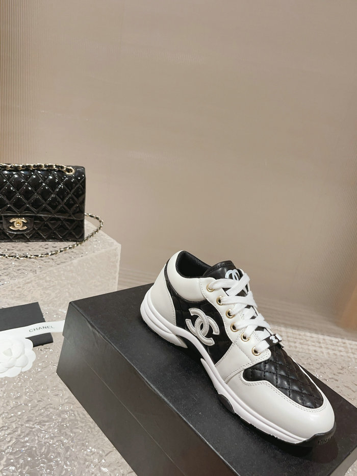 Chanel Sneakers SNC090808