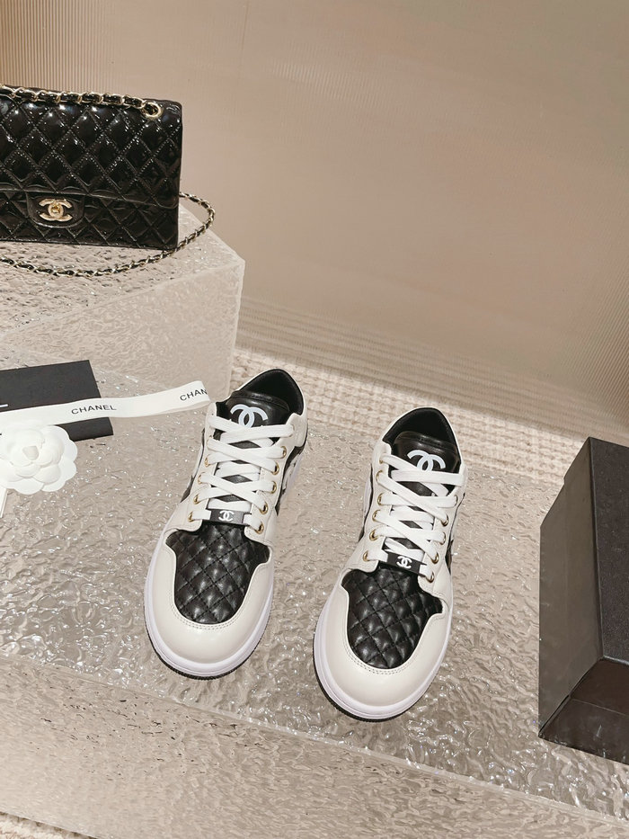 Chanel Sneakers SNC090809