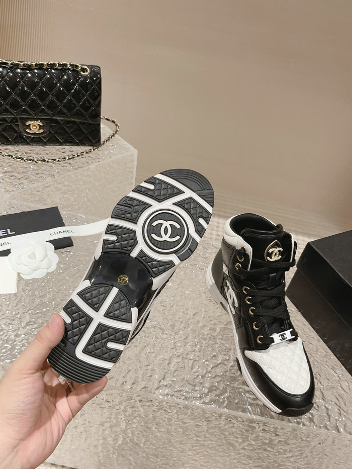 Chanel Sneakers SNC090813