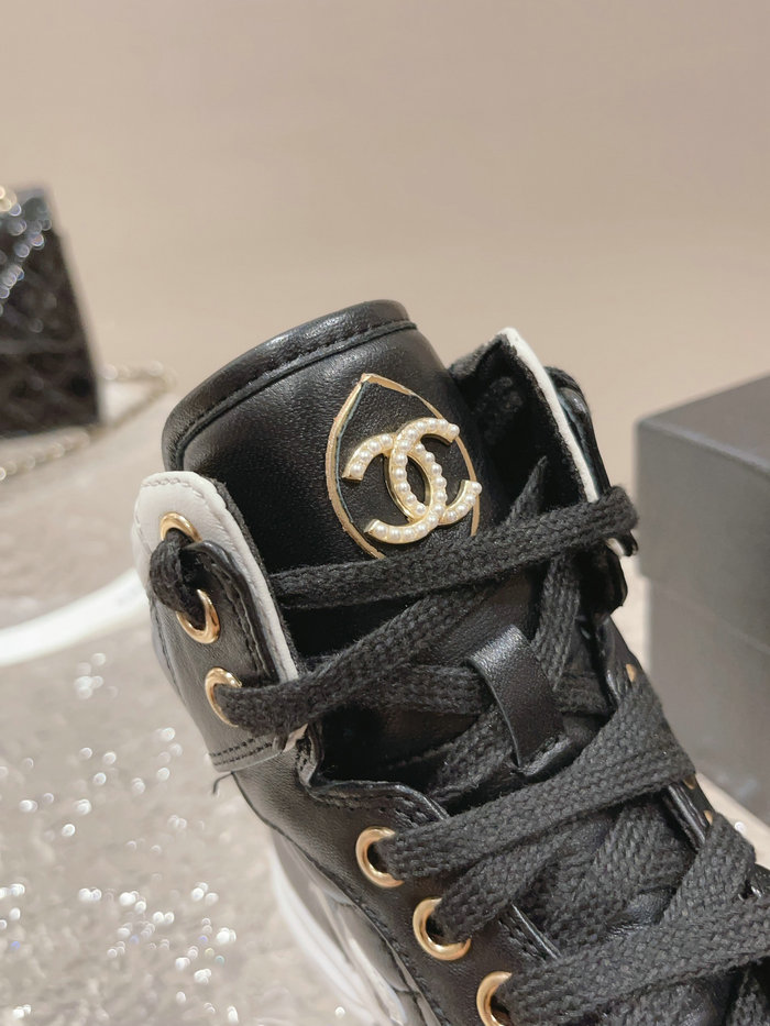 Chanel Sneakers SNC090813