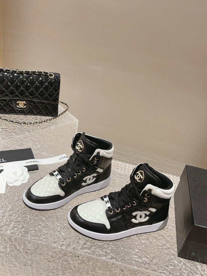 Chanel Sneakers SNC090814