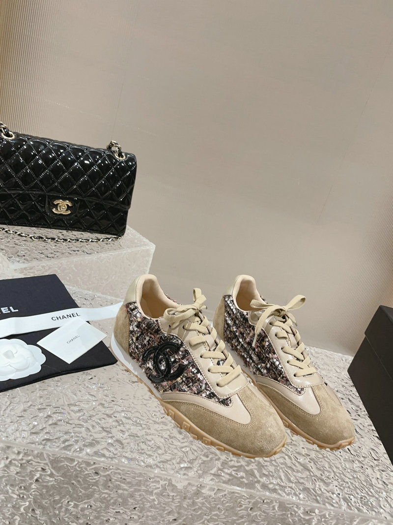 Chanel Sneakers SNC091304