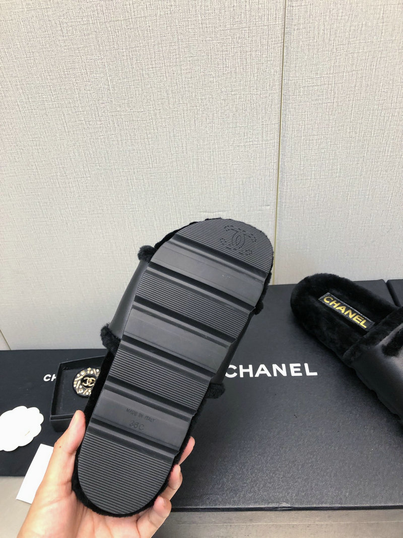 Chanel Wool Slippers SNC091301