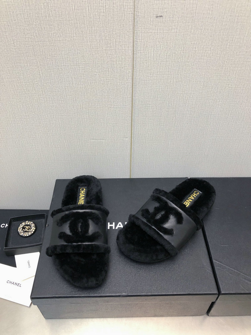 Chanel Wool Slippers SNC091301