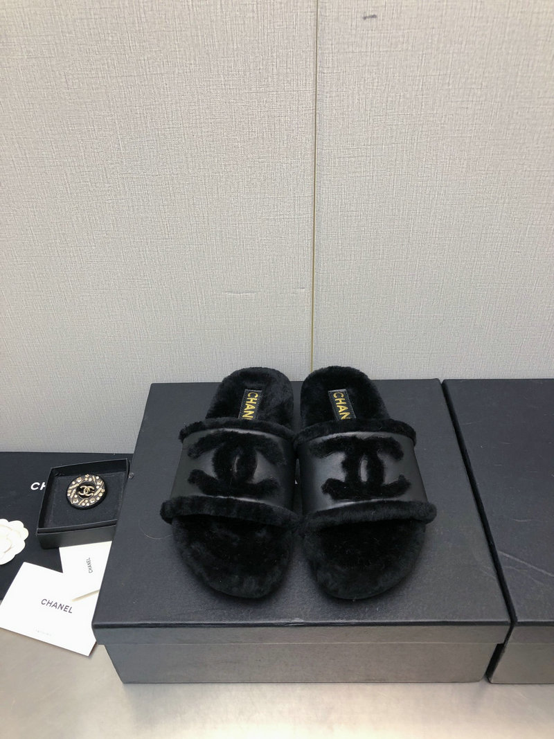 Chanel Wool Slippers SNC091301