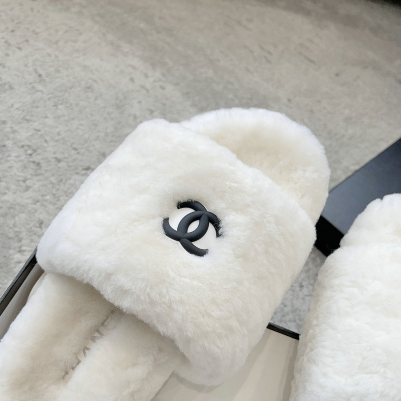 Chanel Wool Slippers SNC091303