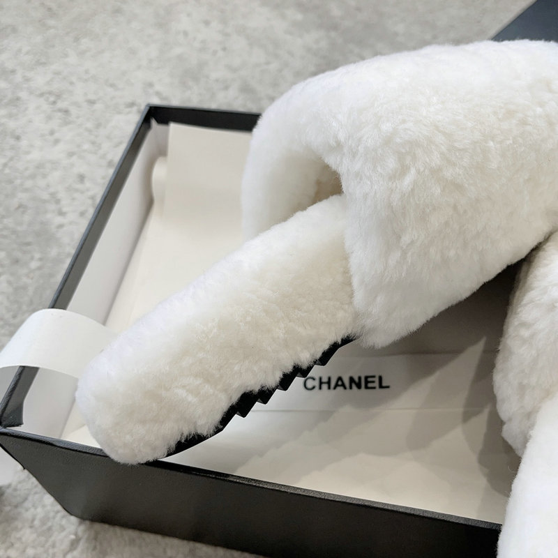 Chanel Wool Slippers SNC091303