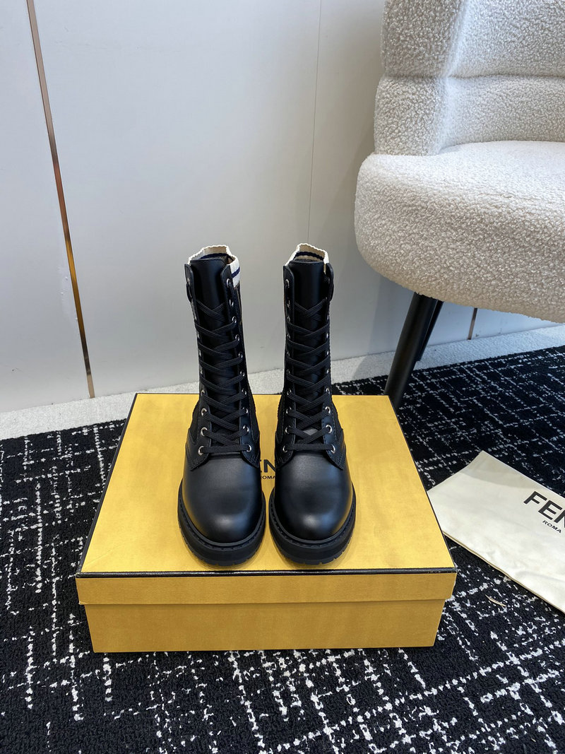 Fendi Boots SNF091303