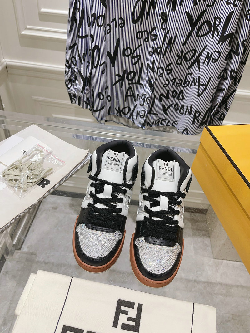 Fendi Sneakers SNF091302