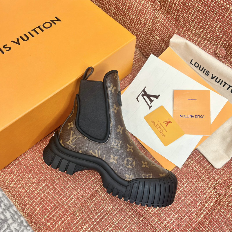 Louis Vuitton Boots SLL091301
