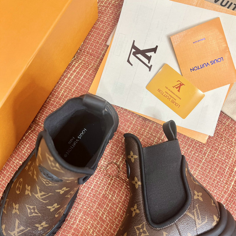 Louis Vuitton Boots SLL091301