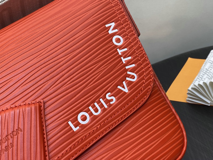 Louis Vuitton Montsouris Messenger Red M23097