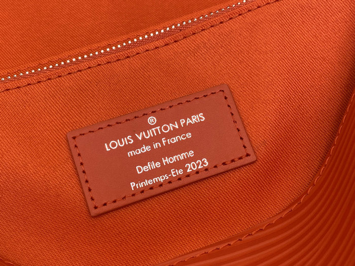 Louis Vuitton Montsouris Messenger Red M23097