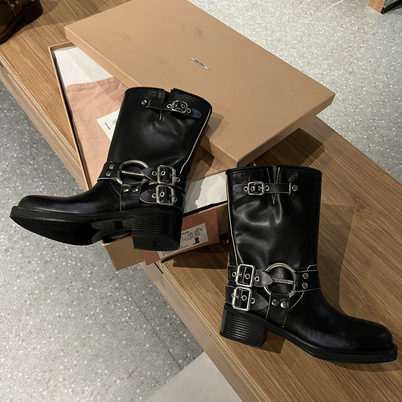 Miu Miu Boots SJM091301