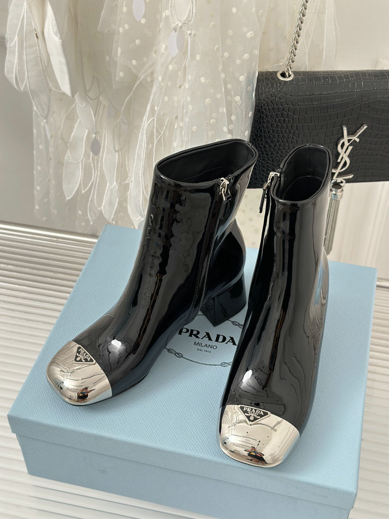 Prada Boots SNP091305