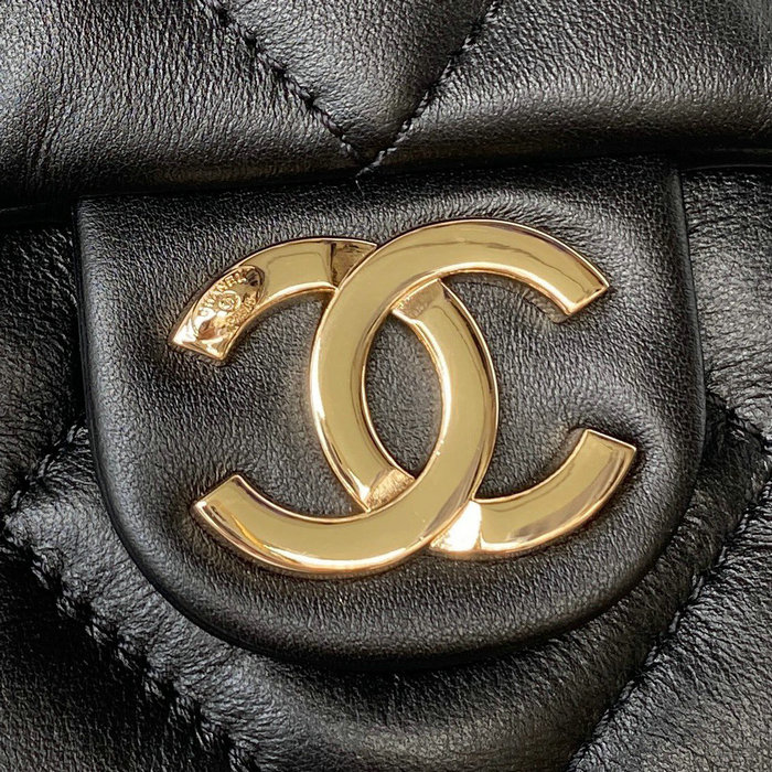 Chanel Calfskin Tote Black AS4359