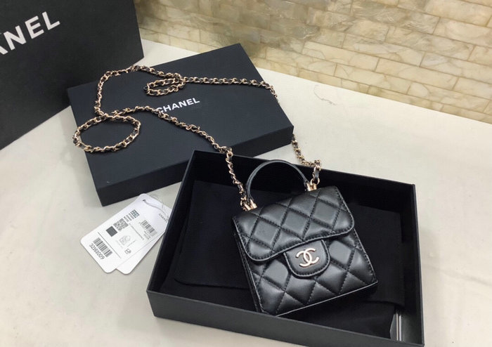Chanel Clutch With Chain AP2682