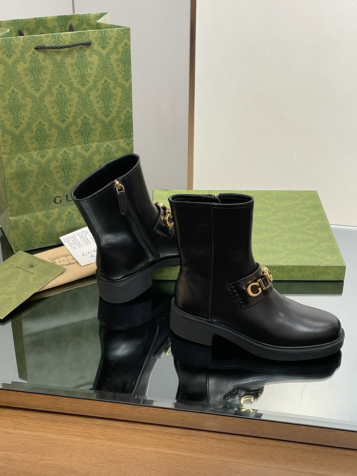 Gucci Leather Boots SNG092403