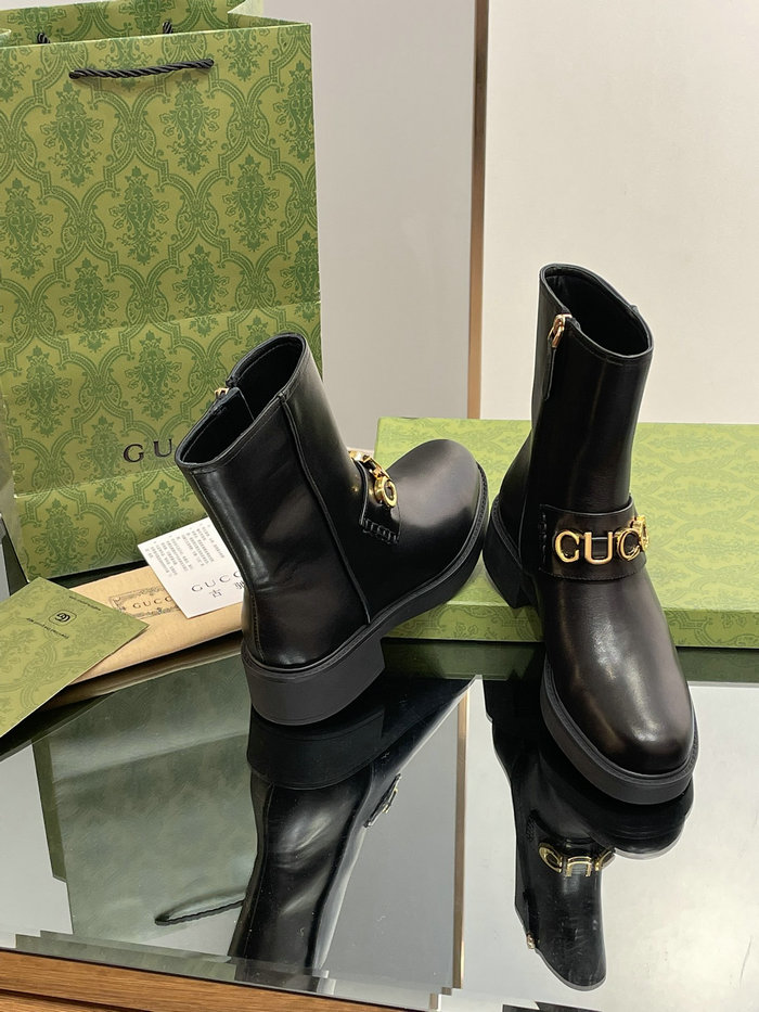 Gucci Leather Boots SNG092403