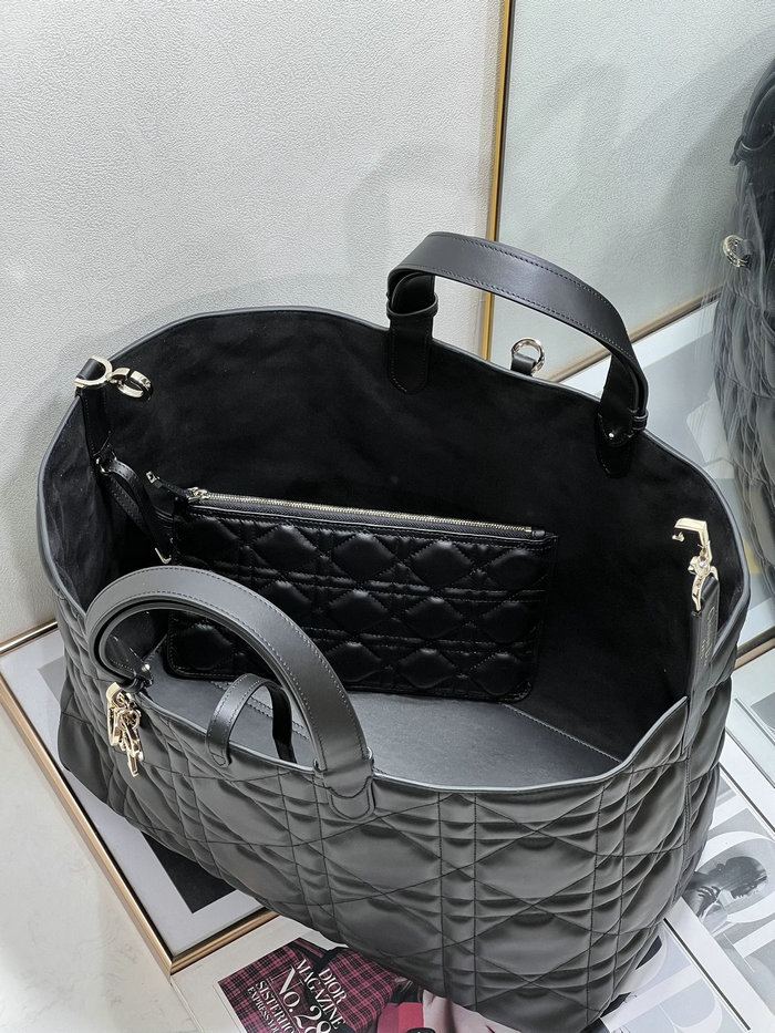 Large Dior Toujours Bag Black M3319