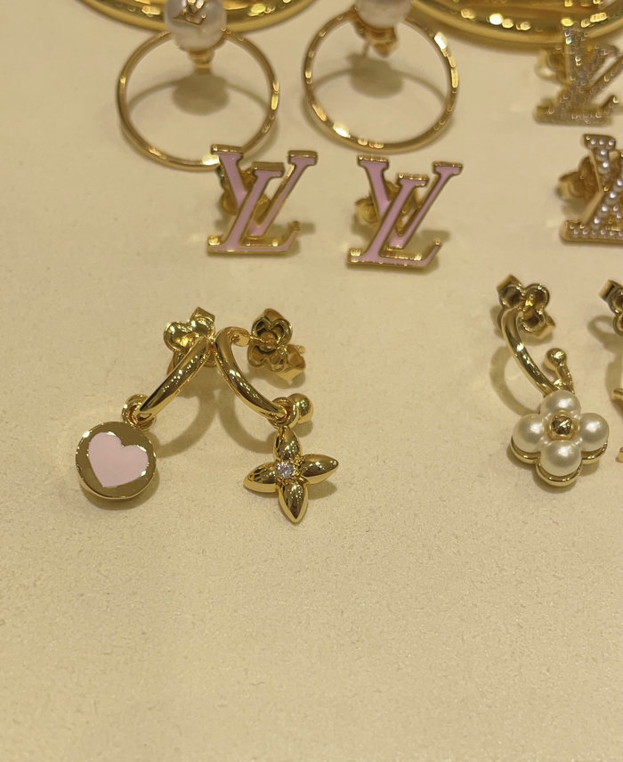 Louis Vuitton Iconic Heart Earrings JLE091301
