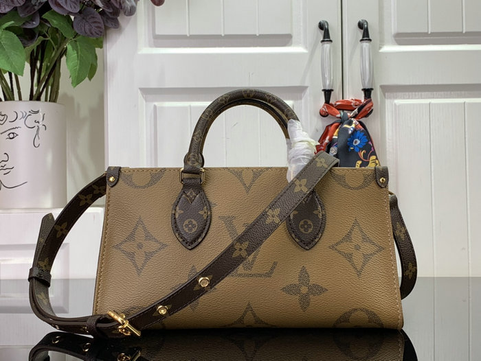 Louis Vuitton Onthego East West Red M46653