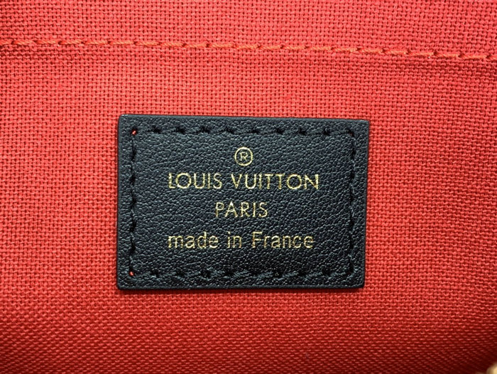 Louis Vuitton Onthego East West Red M46653